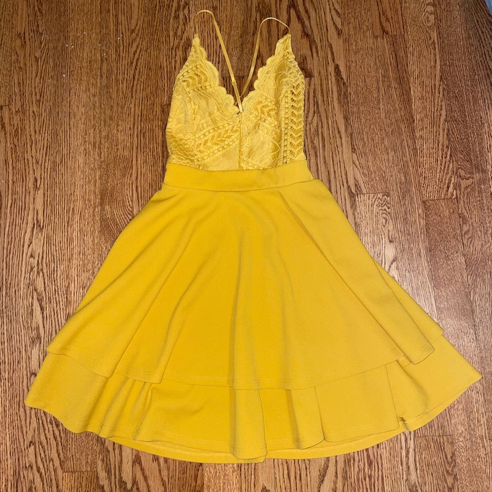 Windsor homecoming dress